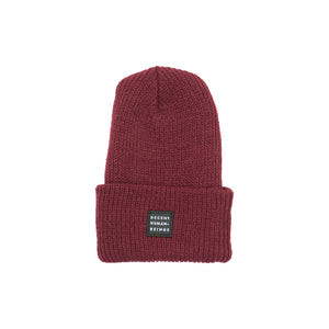 RIBBED KNIT LOGO PATCH BEANIE - BERRY